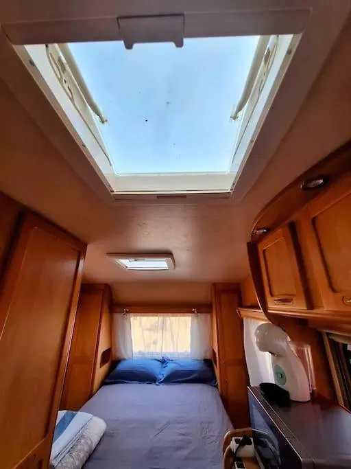 Alojamiento Caravana Oliveres Petita Vilafant İspanya