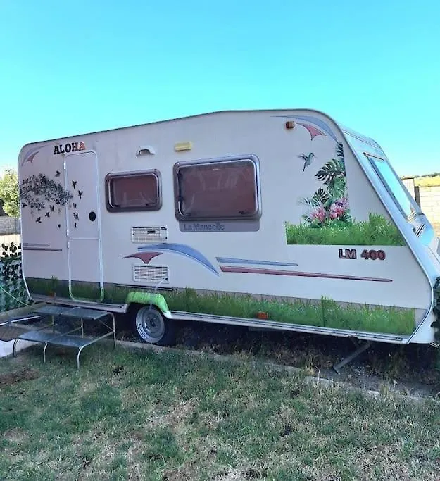 Daire Alojamiento Caravana Oliveres Petita Vilafant